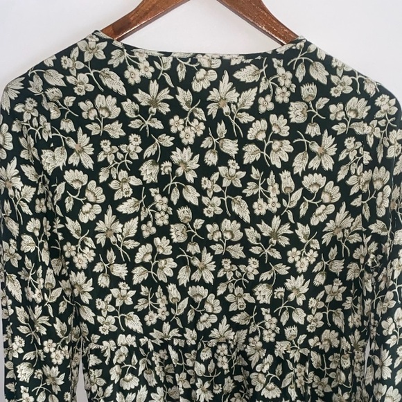 Women's Old Navy Green Floral Long Sleeve Dress - Picture 6 of 9